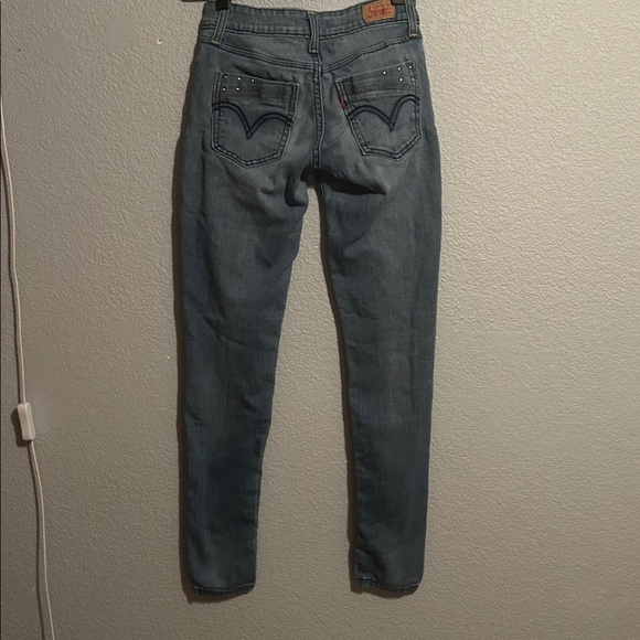 Levi's Women's Classic Blue Skinny Jeans - Picture 8 of 9